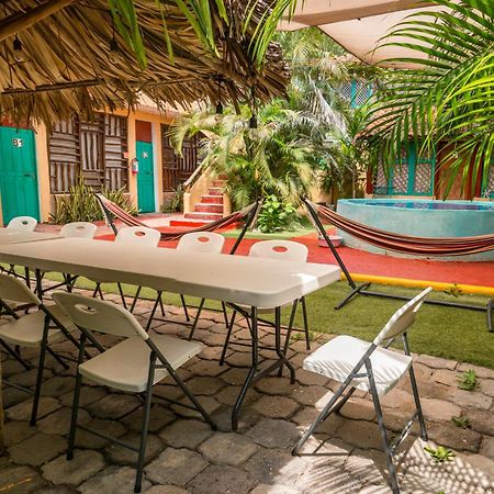 Casa Mexica Bungalows Zihuatanejo Eksteriør bilde