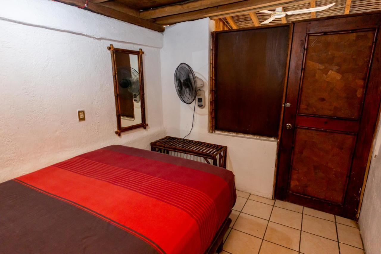 Casa Mexica Bungalows Zihuatanejo Eksteriør bilde