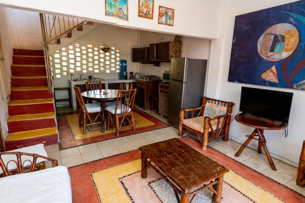 Casa Mexica Bungalows Zihuatanejo Eksteriør bilde